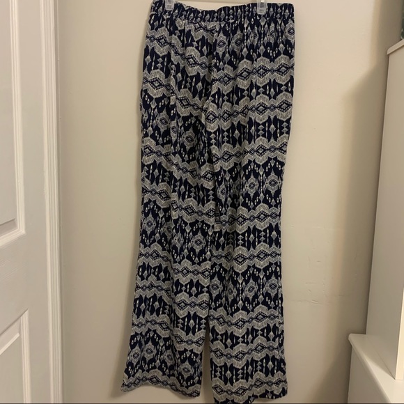 Boho Print Wide Leg Pants - Picture 3 of 4